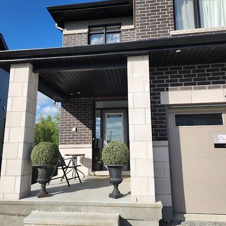 Place You Can Call Home !!! Near Ottawa Airport Eksteriør billede